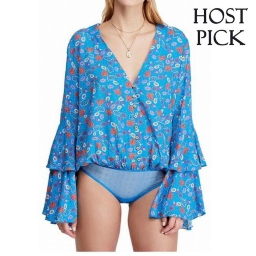 NWT Free People blue floral print V-neck bodysuit, S
